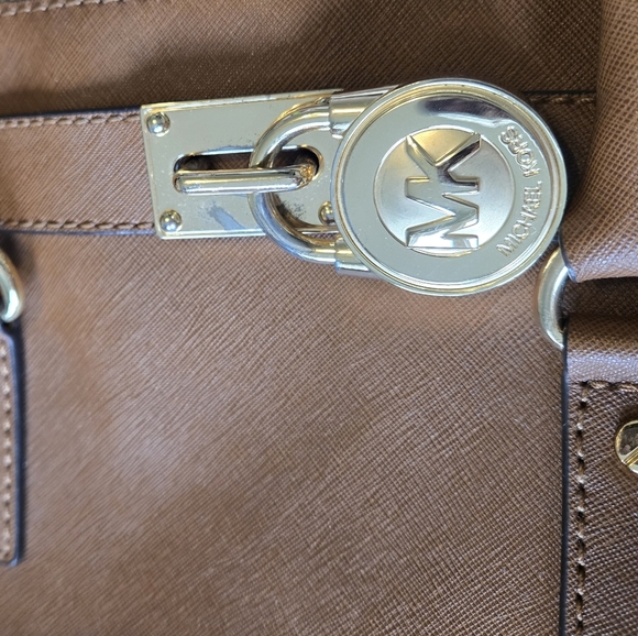 Michael Kors Hamilton Handbag Tan Brown - Picture 9 of 12